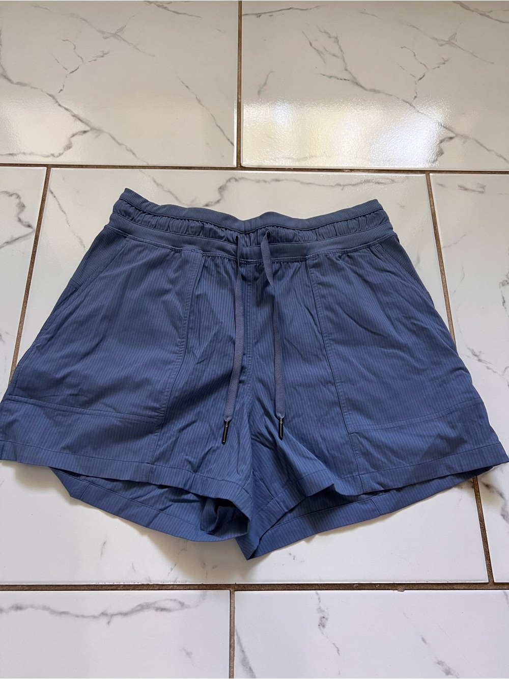Lululemon Dance Studio High-Rise Short 3.5” Oasis Blue Size 6 NWOT